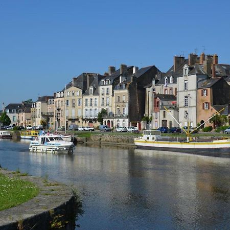 Spacieux T3 Lumineux Dans Quartier Historique Avec Wifi Redon Dış mekan fotoğraf