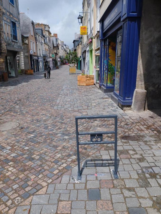 Spacieux T3 Lumineux Dans Quartier Historique Avec Wifi Redon Dış mekan fotoğraf